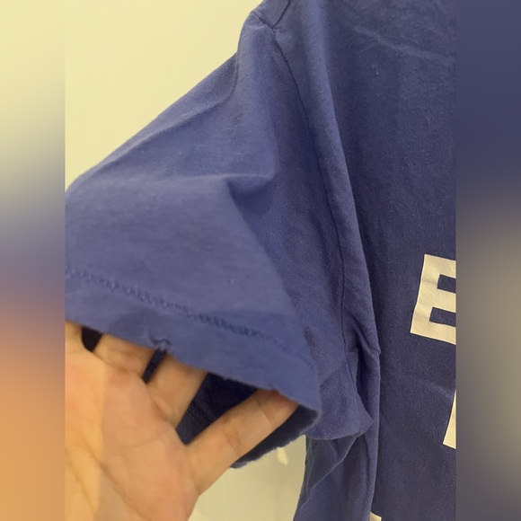 WILDFOX Every Hour is Happy Graphic Shirt Crop Happiness Statement Top Indigo M - Picture 5 of 11